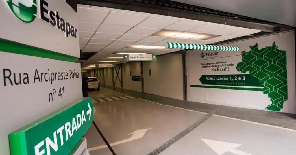 Receita avança 16% no período; canais digitais somam 21,8% da receita