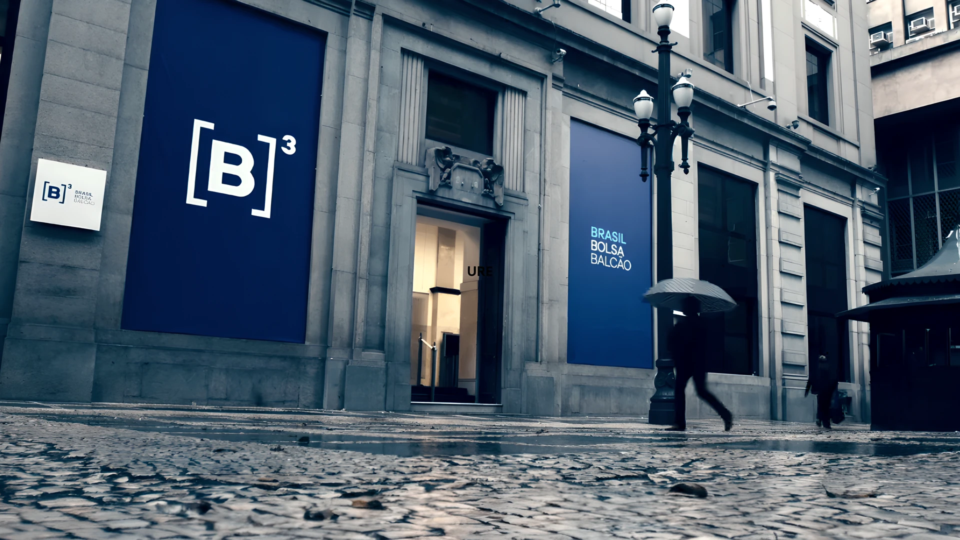 B3 (B3SA3) registra alta em volumes de derivativos em mar/26