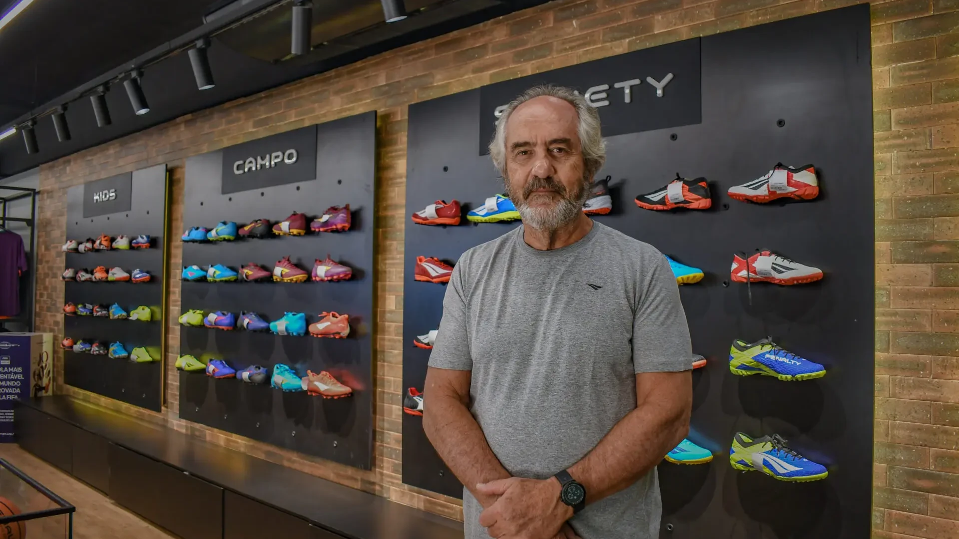 CAMB3 sobe 3,3% e Ibovespa recua 0,27% na B3 hoje