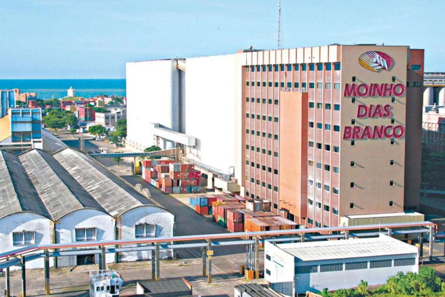 Gigante do setor alimentício divulga nova política de dividendos mensais com payout de 80% para 2025