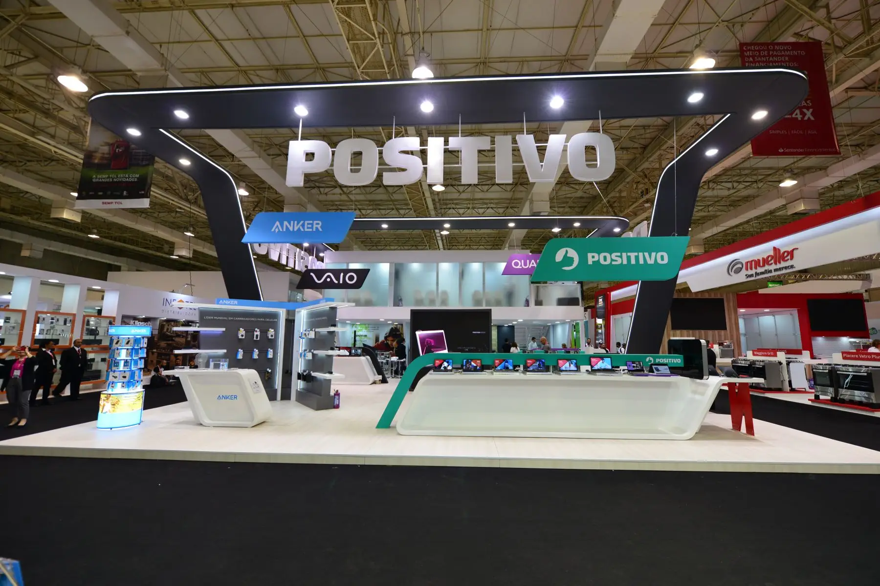 Positivo (POSI3) registra lucro de R$ 21,5 mi no 4T25