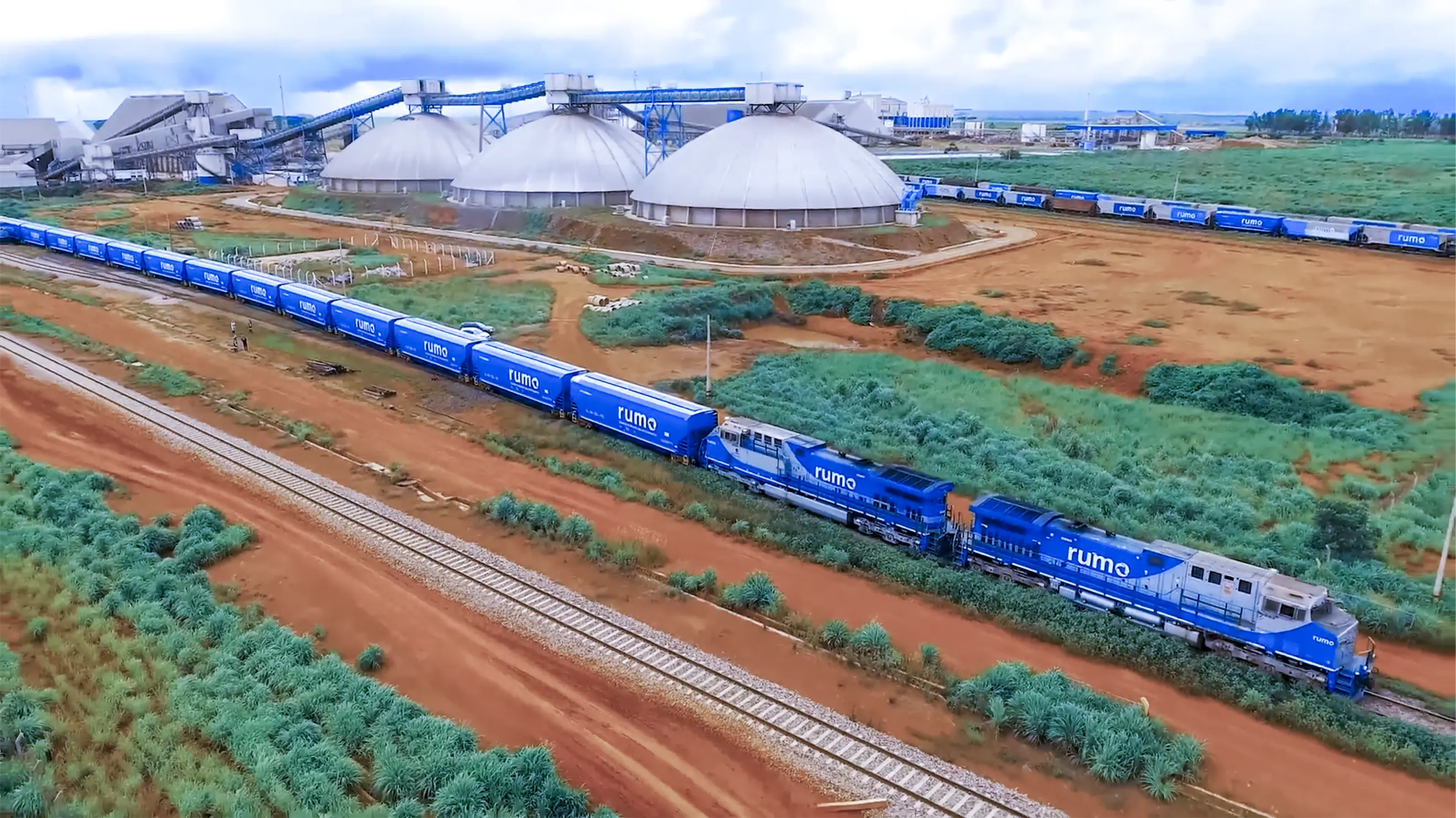 EBITDA ajustado cresce 6% e empresa distribui R$ 1,5 bilhão em dividendos aos acionistas