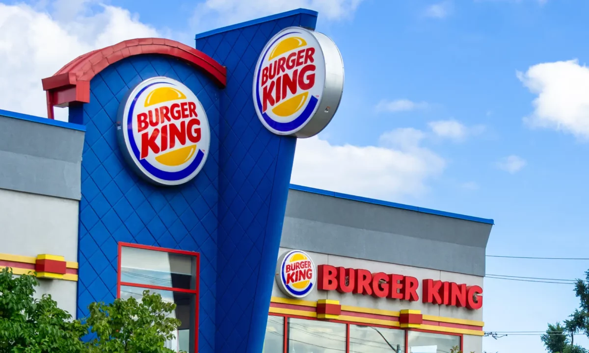 Receita líquida cresce 21% com conclusão das aquisições de Starbucks e Subway